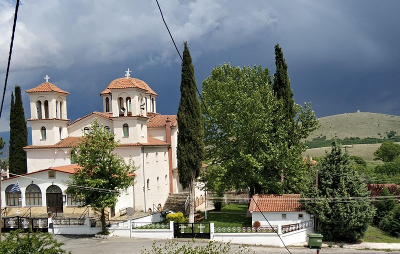 Ιερά πανήγυρις Ιερού ναού Αγίων Κωνσταντίνου και Ελένης Μαυροδενδρίου Κοζάνης